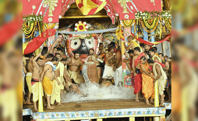 Adhara Panā & Nilādri Bije